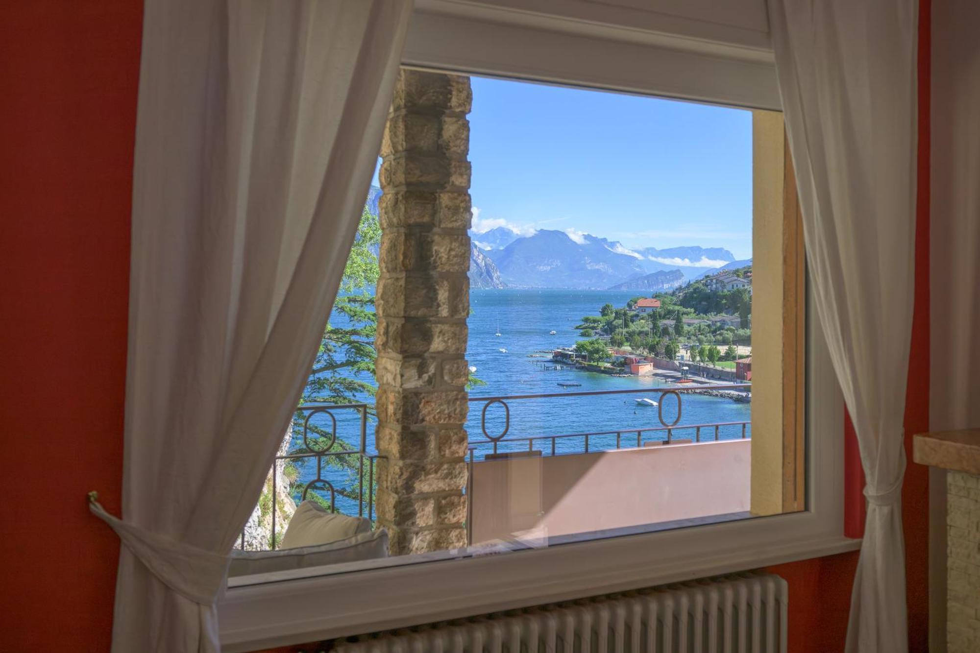 Apartamento Breathtaking View. Malcesine Exterior foto